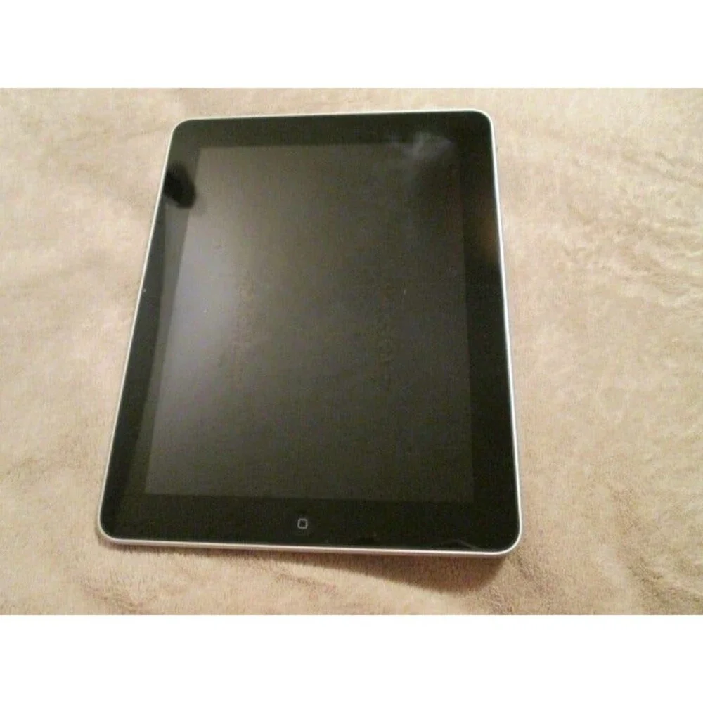 Ipad 1st Generation With Case